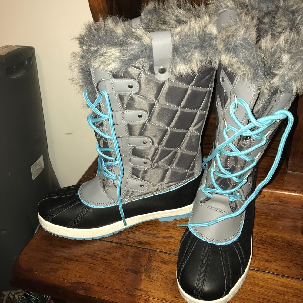 ‼️BRAND NEW‼️ Winter Boots